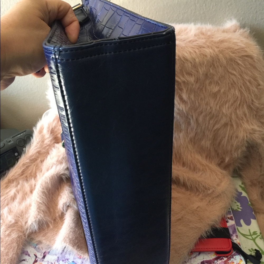 Functional Bag For Your Documents - image 8